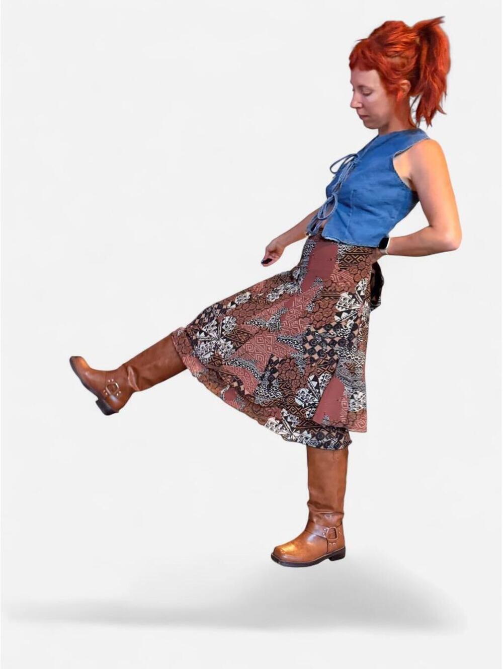 American Vintage Women's Brown and Multi Skirt